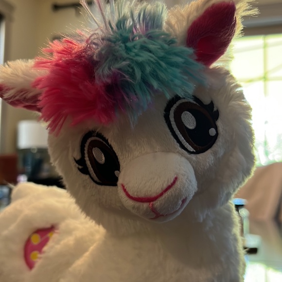 See video!  Dancing Llama of course, you know you want it π₯³ - Picture 1 of 6